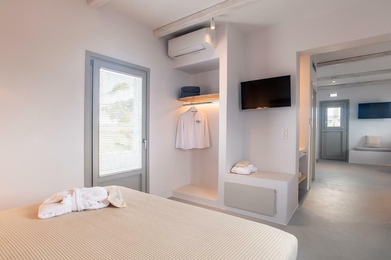 Paros Comfy Suites Náousa Exterior foto